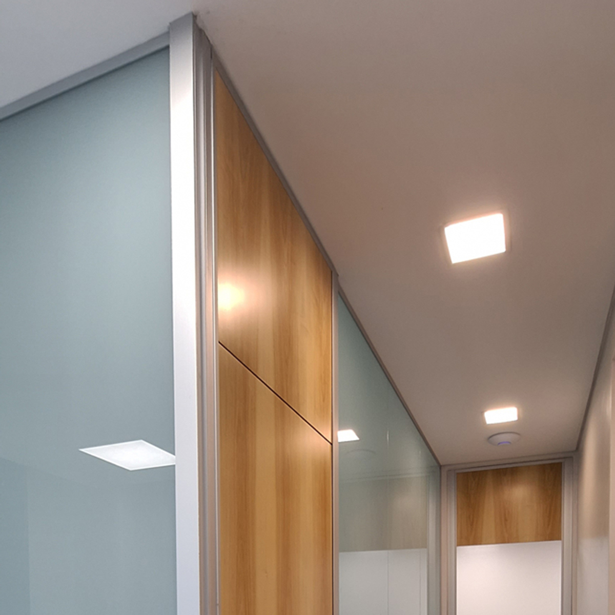 Tabique BOIS en SWISS MEDICAL GROUP
